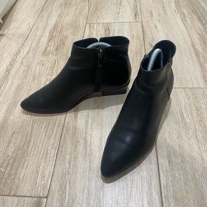 Aquatalia low heel boots